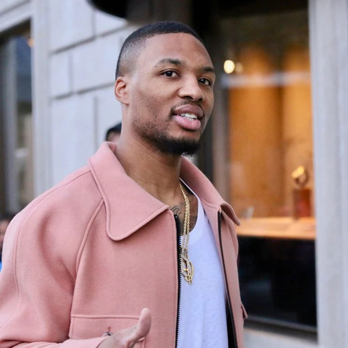 利拉德头像壁纸