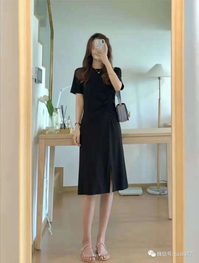 女人穿什么衣服最好看_女人穿什么衣服最好看秋冬-第2张图片-潮百科