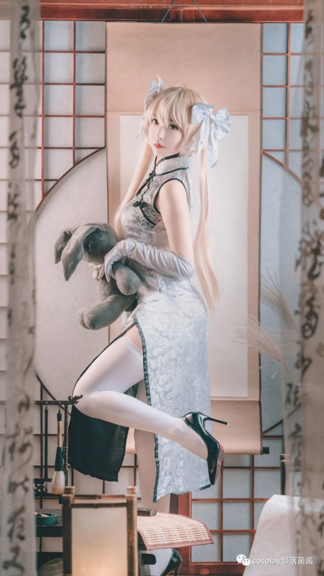cos双马尾旗袍穹妹cos正片杨晓雨