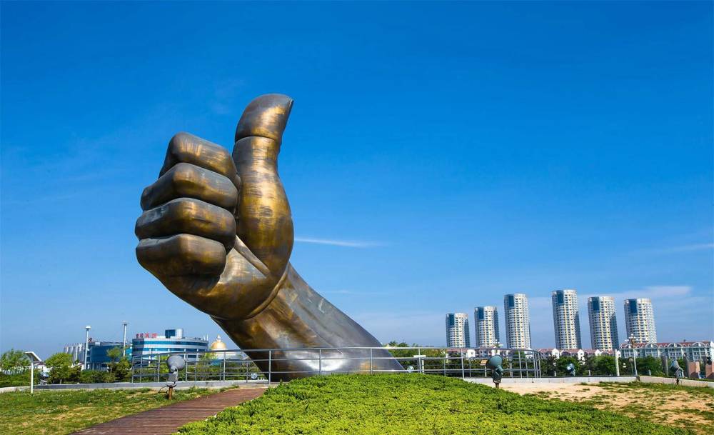 翔海房地产:邂逅在银滩,置身风光如画的黄海之滨,听风,观潮