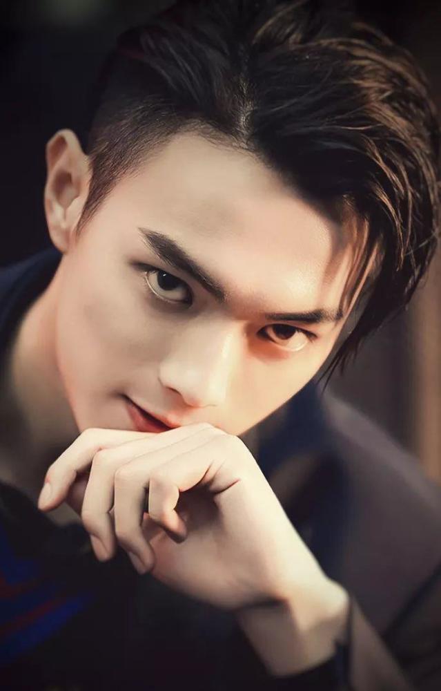 最帅流量男星,五官精致度不输女明星,能进前10名的都有谁?