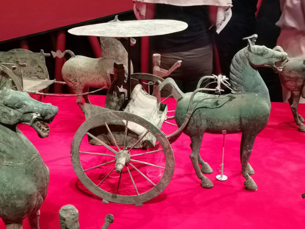 武侯祠博物馆正在进行的《大三国志展》,将持续至8月31日.