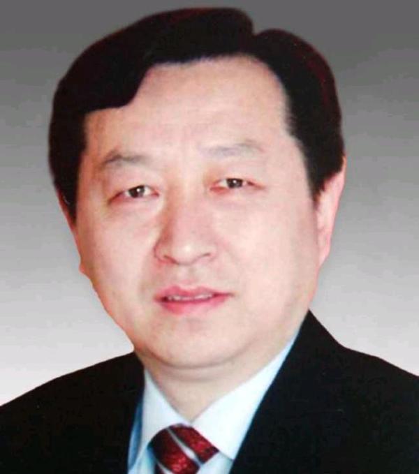 法院审理查明:2003年4月至2013年,被告人张笑东在担任安阳市委常委