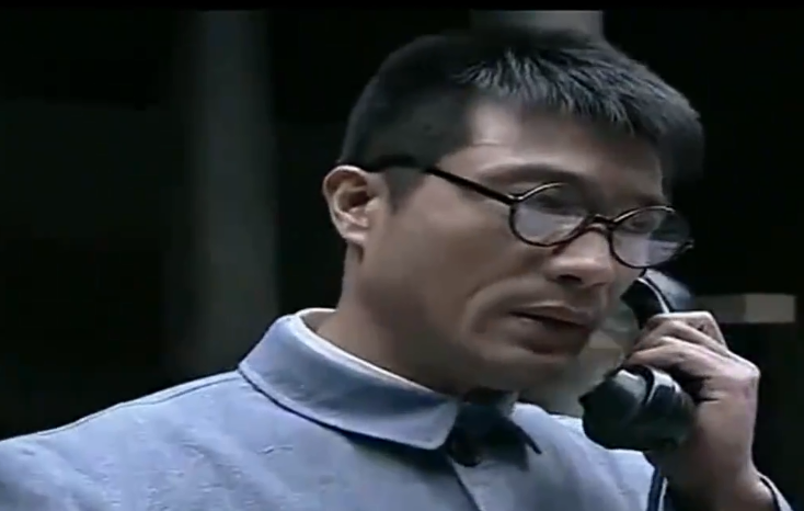 潜伏原型余则成见不着李克农把茶叶送给克公同志是虚构