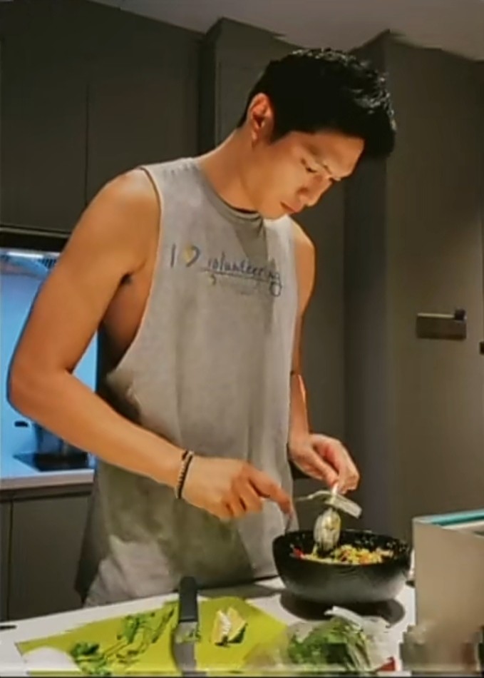王子文晒吴永恩下厨视频,高调表白疑已同居,不结婚