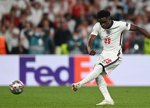 萨卡罚点球让英格兰队内震惊 索帅依据竟然是这个