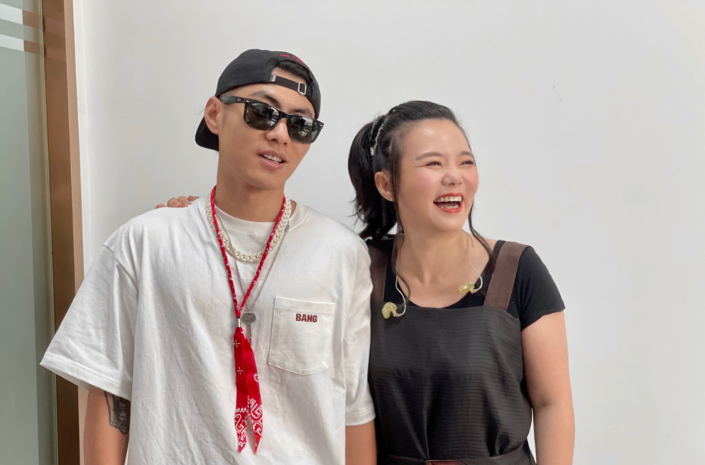 了非常顶尖的说唱歌手出任导师,包括我们熟悉的弹壳,法老,以及谢帝