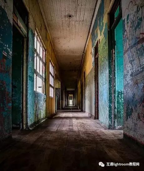 摄影中的消失点是什么,怎样利用消失点构图方式获得新的视角?