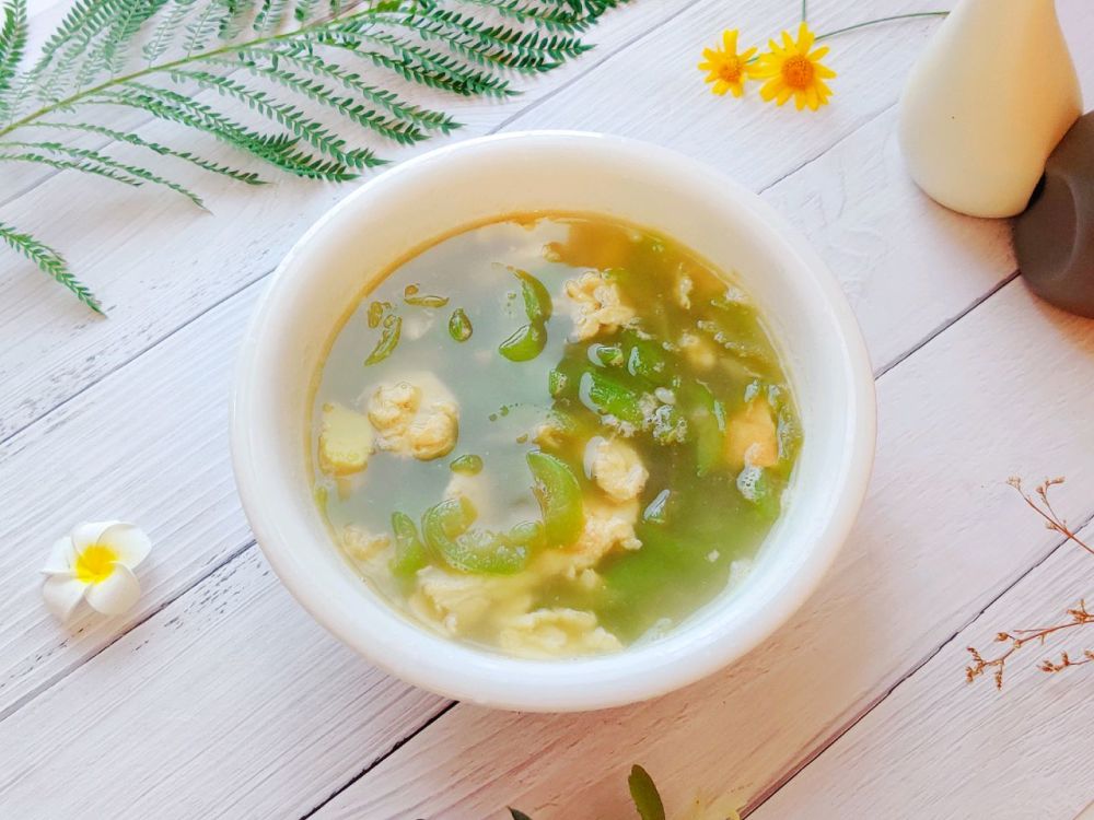 只要一出门,不是晒就是出汗,早上费劲画的美美的妆结果一出门全都花了