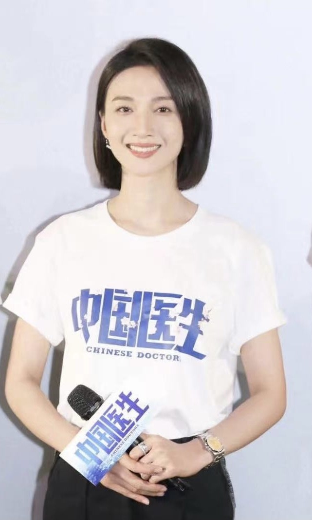 冯文娟此前在《大上海》《湄公河行动》《无双》《中国机长》中都有过