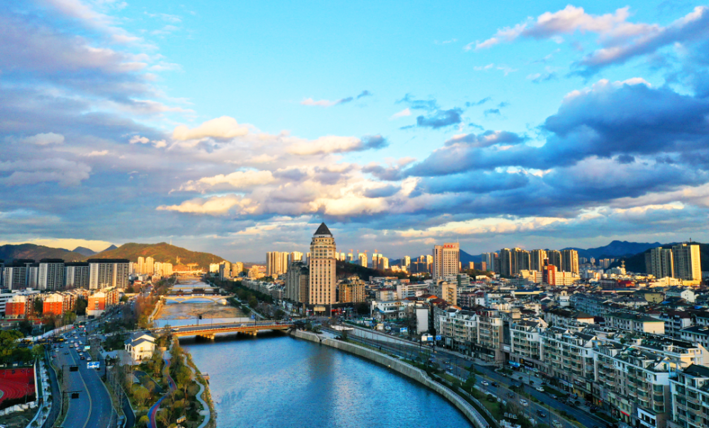 摄/顾兆明桐庐县▲桐庐大奇山国家森林公园.摄/黄强▲桐庐东门码头.