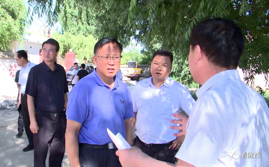 鲁泽强调:聚焦产业发展 突出生态宜居 全力打造乡村振