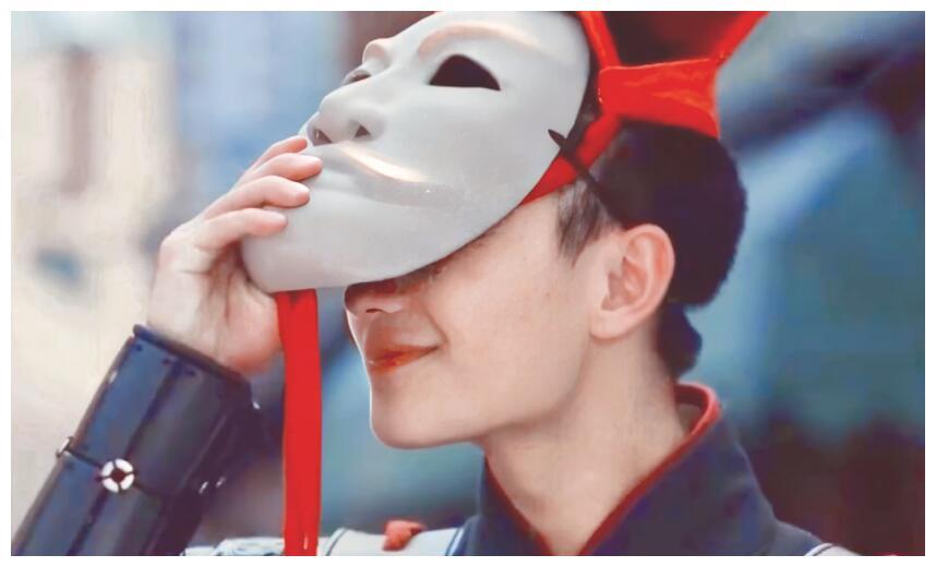 这些美男子摘面具的名场面哪些惊为天人哪些让你想反手戴回去