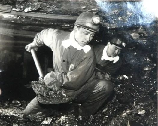 山东能源淄矿集团党委宣传部部长 翟小兵:建国之后,我们煤矿工人真正