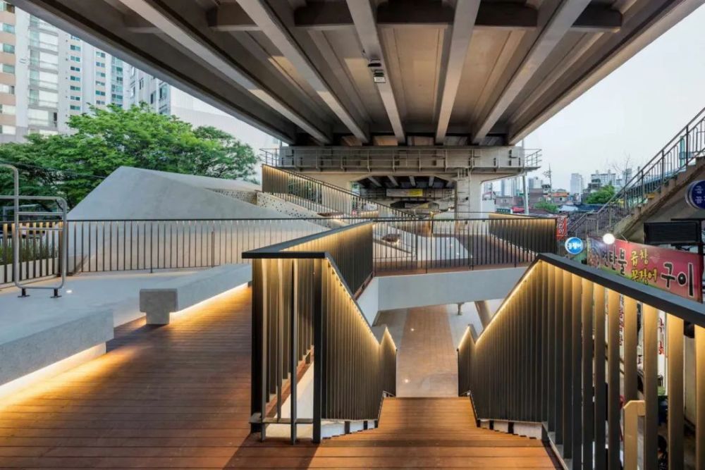 不存在的!设计彰显魅力,高架"灰空间"可以这样设计