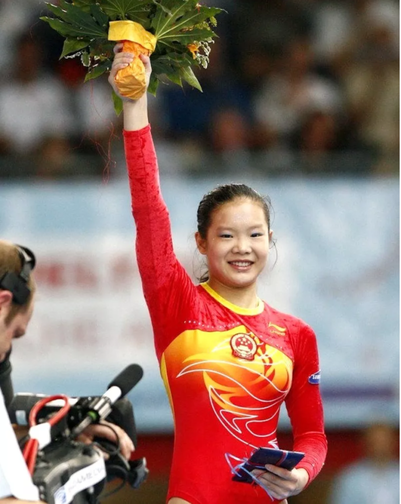 17岁用程菲跳惊艳全世界跳马皇后程菲如今怎么样了