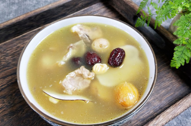 夏季进补多给家人喝这汤营养又滋补香甜味美让你安稳度夏