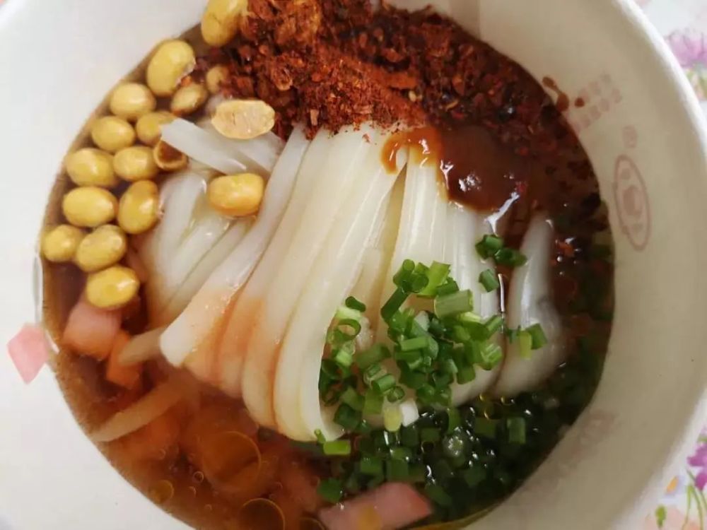 就是这个"味" 19°的夏天·一碗郎岱凉粉足矣