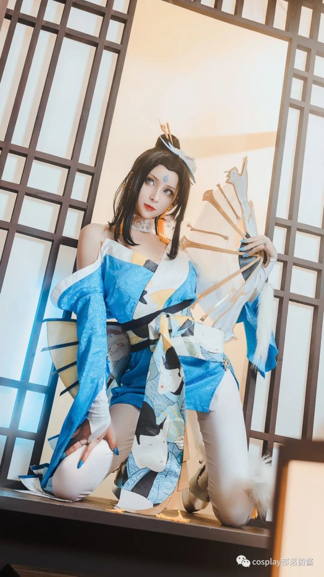 cos:王者荣耀不知火舞魅语cos正片@奶狮