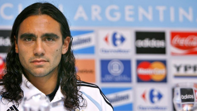 兑现承诺!索林扬言阿根廷夺冠剃须,左翼之王曾带梅西征战世界杯