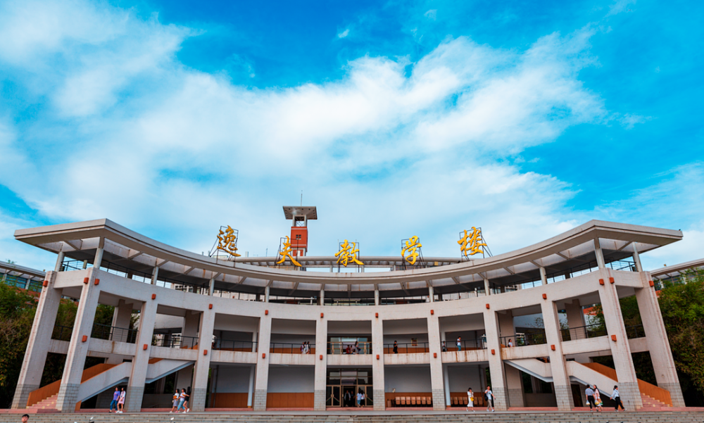 q6: 是否拍下了南师好看的照片?