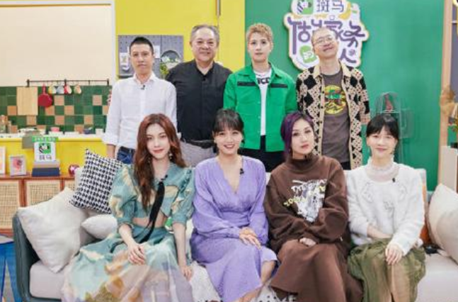 宋妍霏一家瞧不起杨迪?初次上门咸菜待客,任性背后是豪门优越感