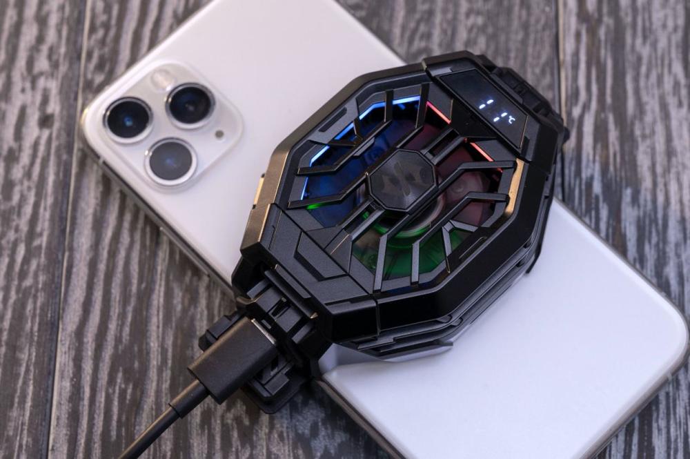 手机的夏日空调——黑鲨冰封散热背夹2 pro_腾讯新闻