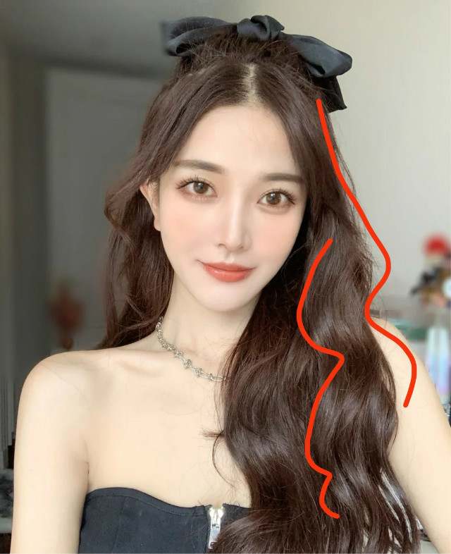 有这几种脸型的女生放弃黑长直刘海显老不说还没气质