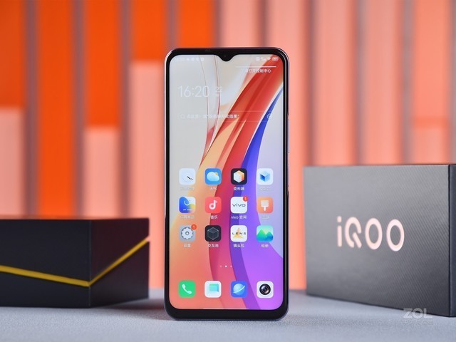 每日热机推荐：vivo  S9直降300/iQOO  7享6期免息