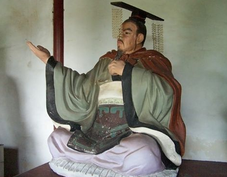 大约三十年后的公元前547年,当时楚共王早已去世,在位的是楚共王的