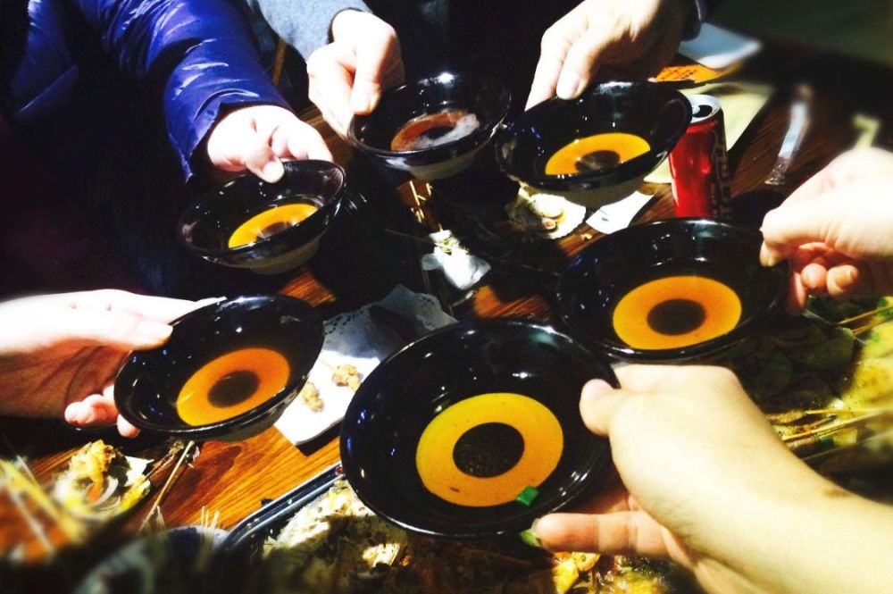 喝茶人士注意!这3种错误喝茶方式不利于身体健康,等于慢性毁肾