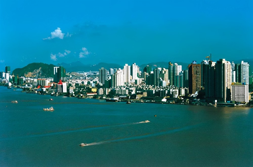 温州各区县人口一览：乐清市145万，泰顺县26万