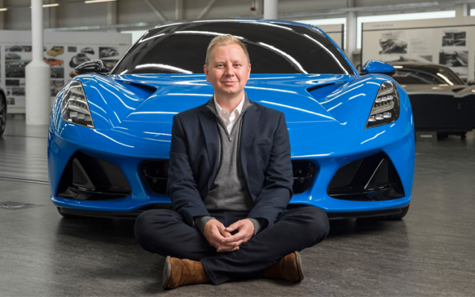 莲花路特斯最后一台燃油引擎跑车emira