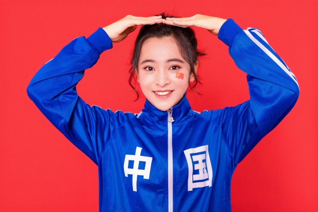 刘馨阳原创单曲爸爸妈妈全网首发引发关注