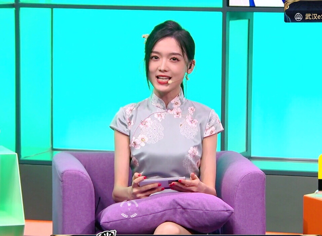 kpl三花旦旗袍秀惊艳全场梦泪反应却很打脸梦嫂直接笑哭