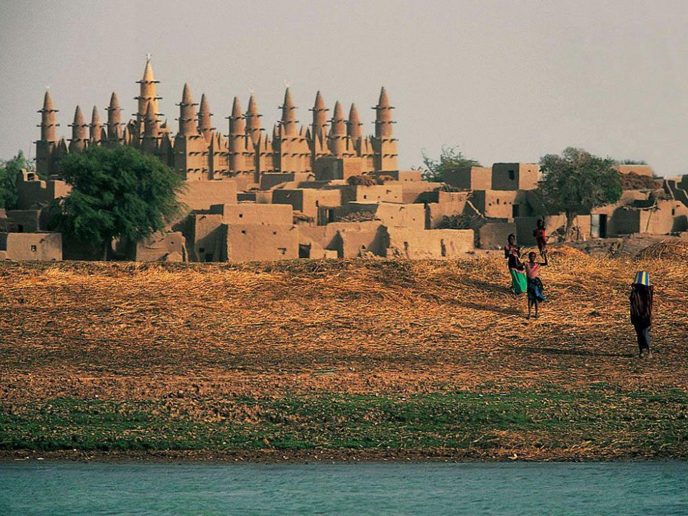 刚果的移动贫民窟,噩梦与希望开始的地方,活着才是王道_腾讯新闻