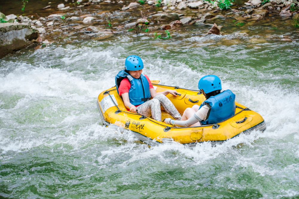 浙江小众漂流地-安吉仙龙峡:竹海水世界中峡谷漂流3km