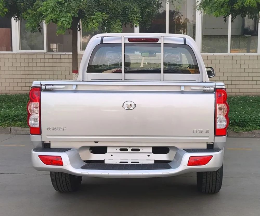 2.0t柴油机,长城风骏5平底货箱车型工信部公示_腾讯新闻