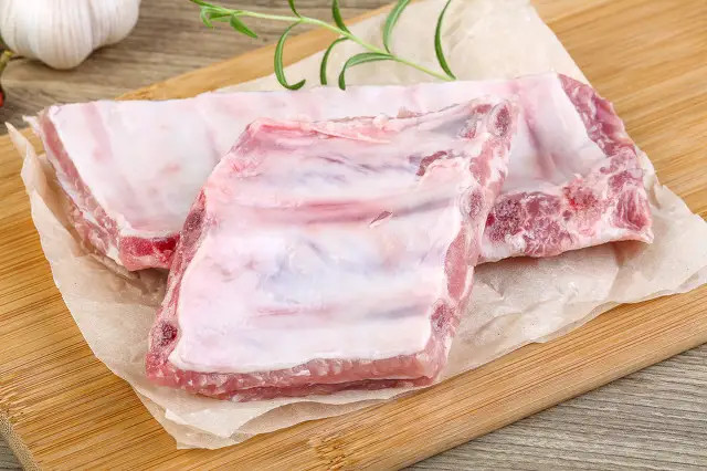 买排骨,颈排,肋排和软排差别很大,弄懂了,少花"冤枉钱"