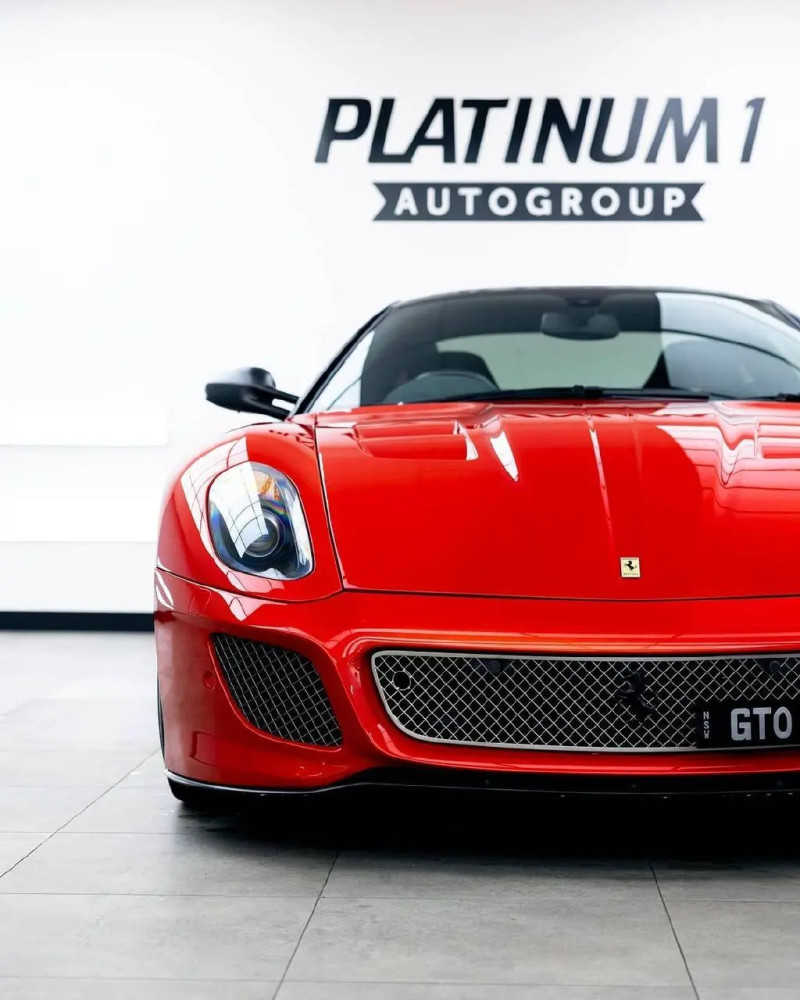 法拉利昔日的旗舰!599永远是车迷心中永恒的经典!