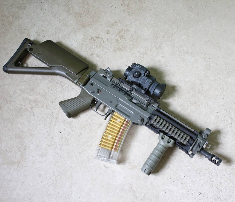21世纪雇佣兵常用的十大自动武器,外观性能都值得一提_腾讯新闻