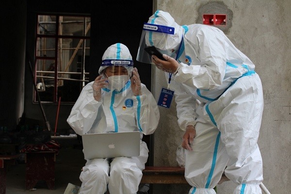 抗击疫情青年党员在行动