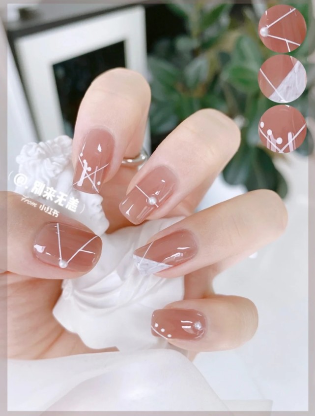夏日冰奶昔裸色|清爽简约·线条美甲