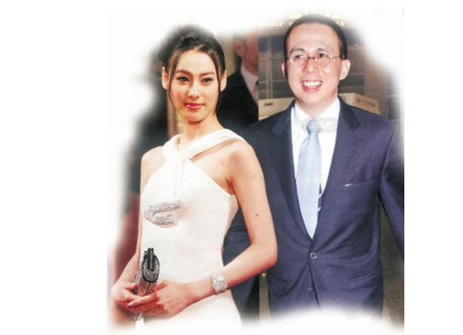 李泽楷签下"大马女神"林宣妤,与旧爱郭嘉文情断?