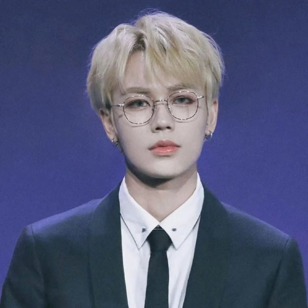 英子粉丝留言求图明星壁纸丨林彦俊头像壁纸