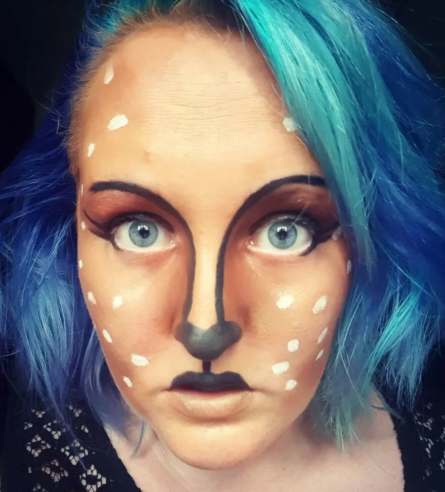 艺术家在自己脸上画画引争议67网友哗众取宠毫无美感