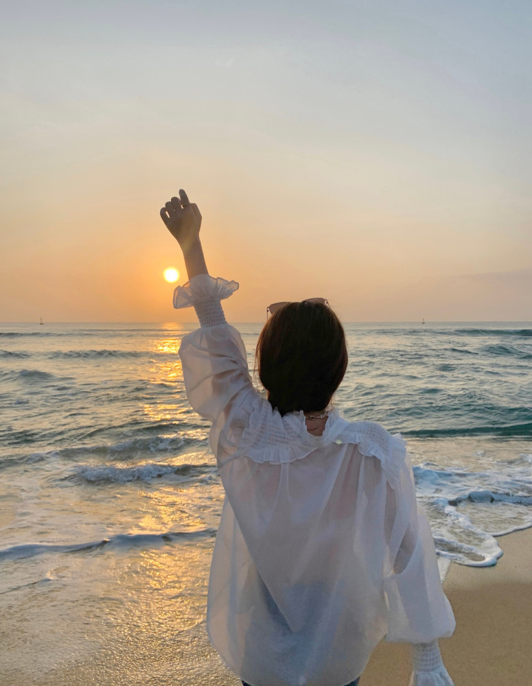 微信朋友圈小众高级感背景图十一