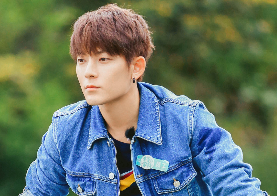 吳亦凡被錘後 都美竹的手機遭到曝光 泄露的原因找到了 中國熱點