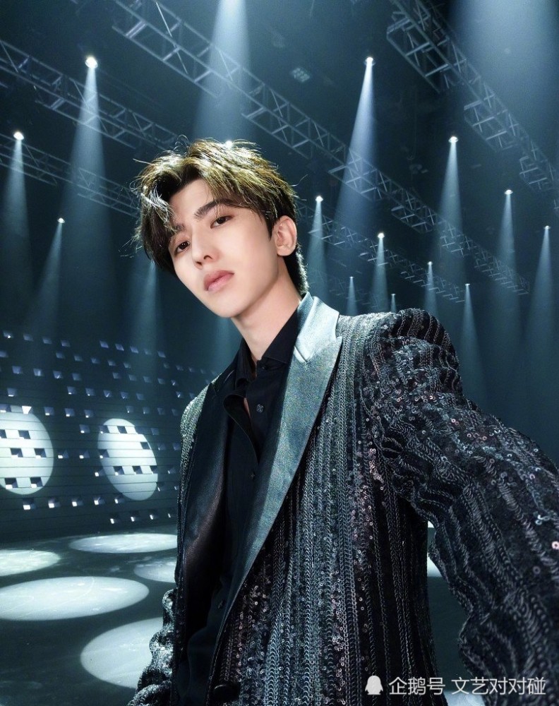 蔡徐坤光影追逐大片,这样的坤坤你爱了吗?_腾讯新闻