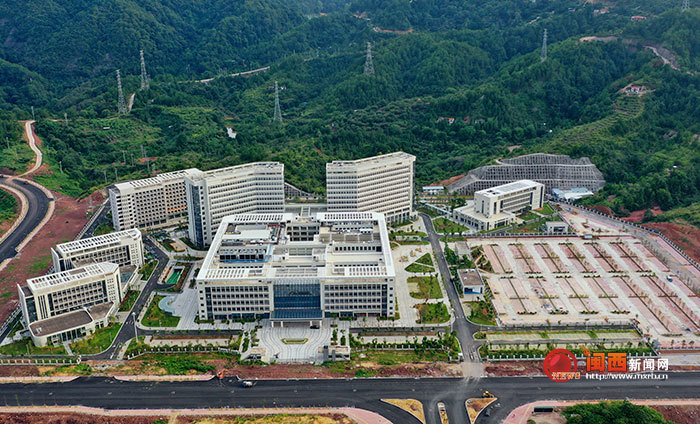 上杭县医院整体搬迁建设项目通过竣工验收 预计10月份投用_腾讯新闻